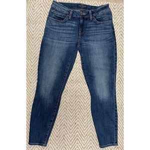 Women Lucky Brand Jeans Size 4/27 , Color blue